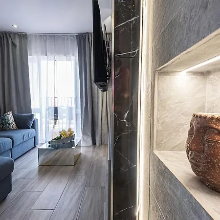 Apartment The One - Luxury Stylish With Sea View !