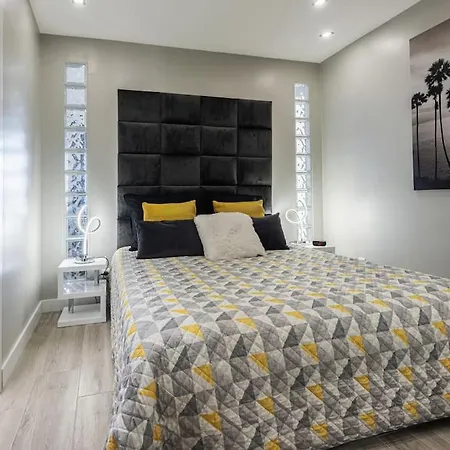 Apartment The One - Luxury Stylish With Sea View ! *