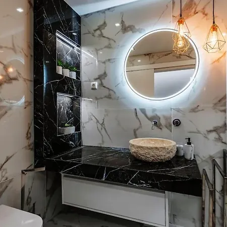 The One - Luxury Stylish With Sea View !