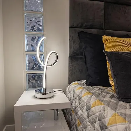 Apartment The One - Luxury Stylish With Sea View ! *
