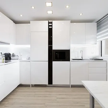 The One - Luxury Stylish With Sea View ! פורטימאו